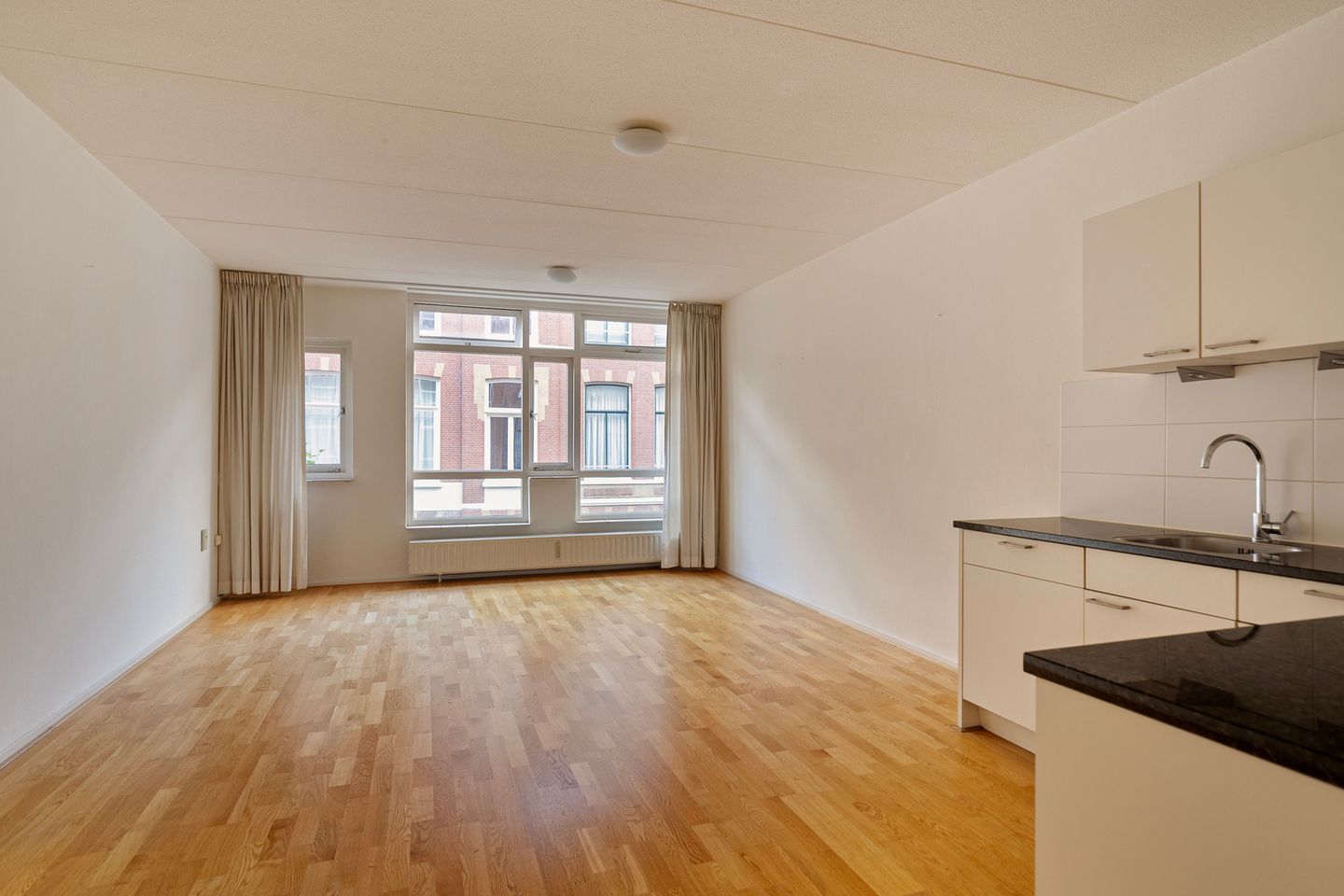 Foto 1 van Van Galenstraat 14-C