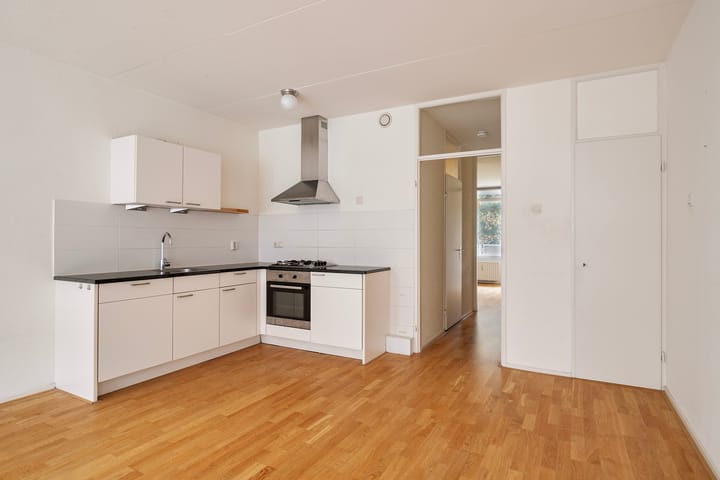 Foto 2 van Van Galenstraat 14-C