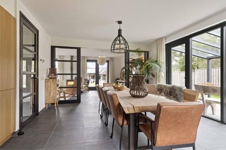 Foto 18 van Van Heeckerensweg 20-B