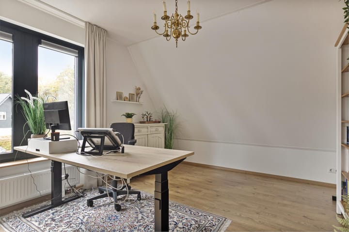 Foto 25 van Van Heeckerensweg 20-B