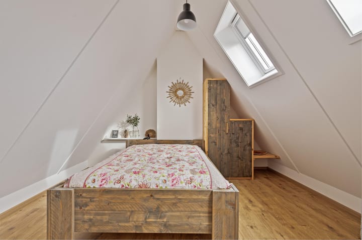 Foto 36 van Van Heeckerensweg 20-B