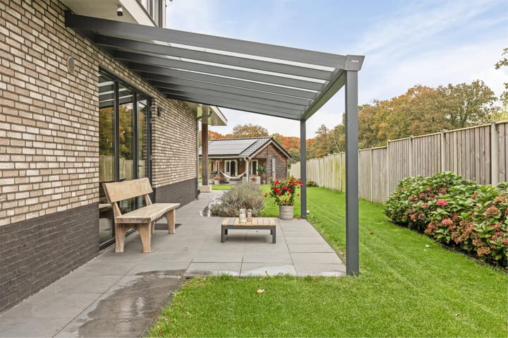 Foto 53 van Van Heeckerensweg 20-B