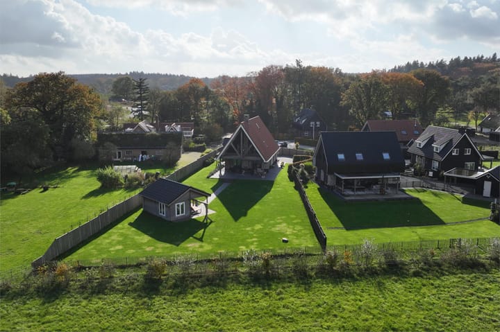 Foto 56 van Van Heeckerensweg 20-B