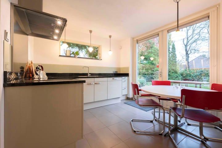 Photo 18 of Mgr. Van Hooydonklaan 5