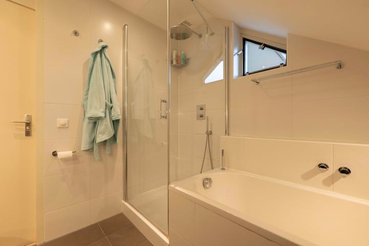 Photo 38 of Mgr. Van Hooydonklaan 5