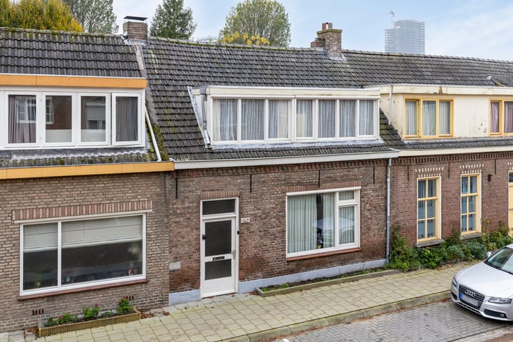 Foto 9 van Lijmbeekstraat 152