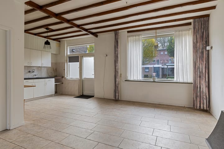 Foto 15 van Lijmbeekstraat 152