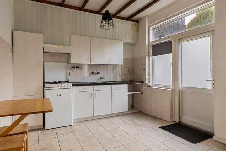 Foto 19 van Lijmbeekstraat 152