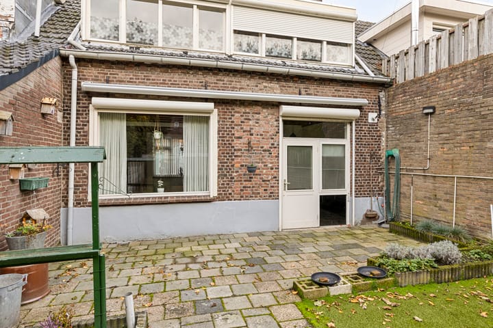 Foto 27 van Lijmbeekstraat 152