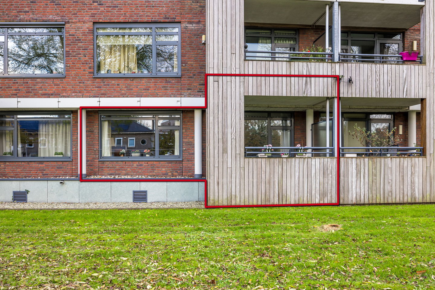 Photo 4 of Hendrika van Tussenbroeklaan 12