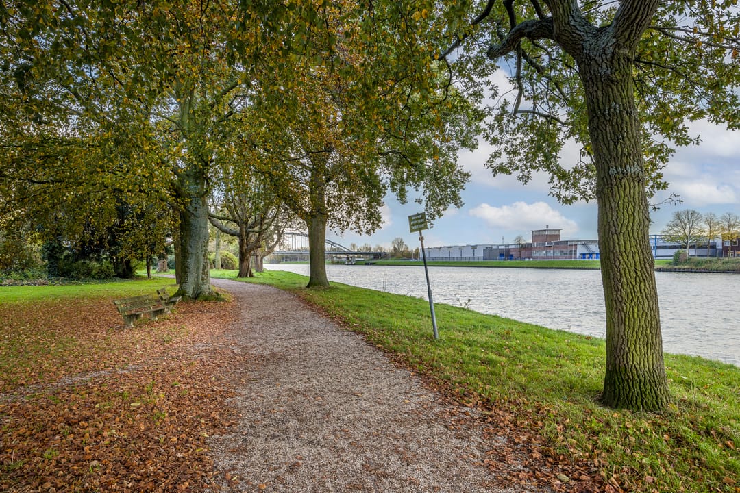 Photo 38 of Hendrika van Tussenbroeklaan 12