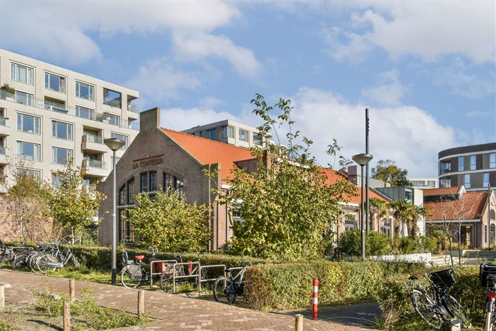 View photo 16 of Vluchtladderstraat 13