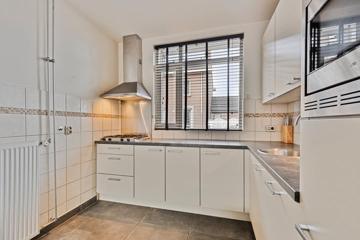 Bekijk foto 9 van Cornelis Drebbelstraat 38