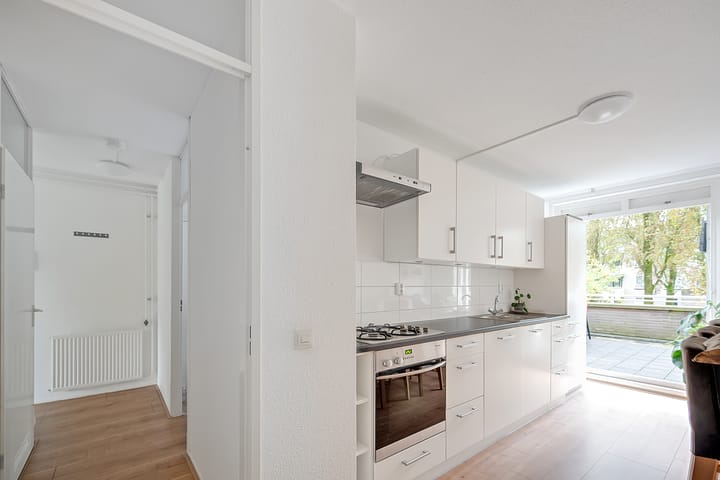 Foto 5 van Brentanostraat 86