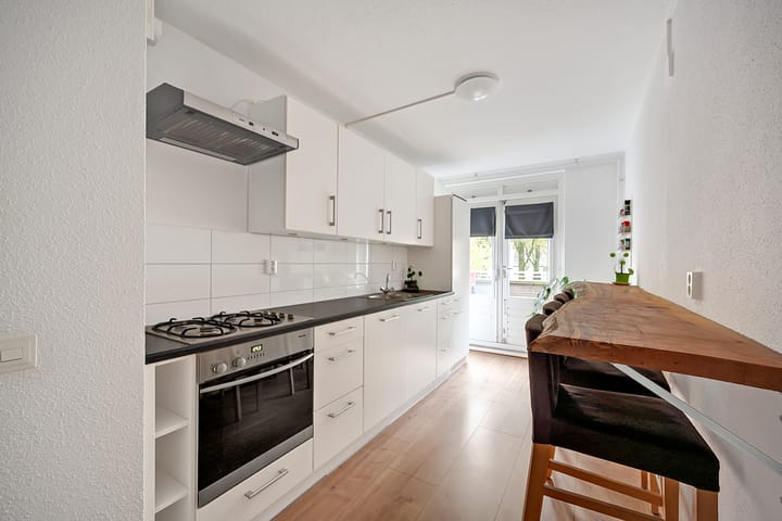 Foto 9 van Brentanostraat 86