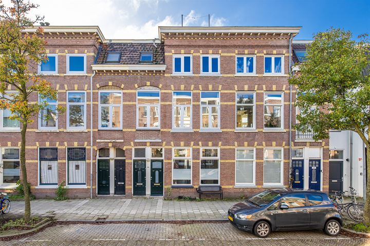 View photo 1 of Bilderdijkstraat 12-BS