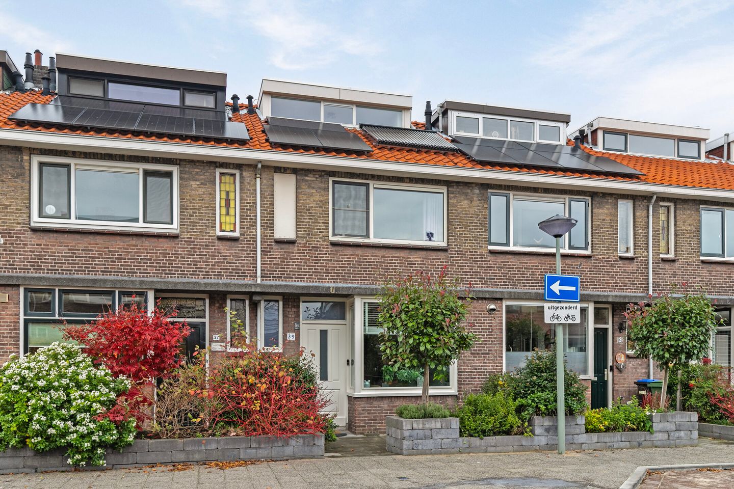 Foto 1 van Rozenlaan 39