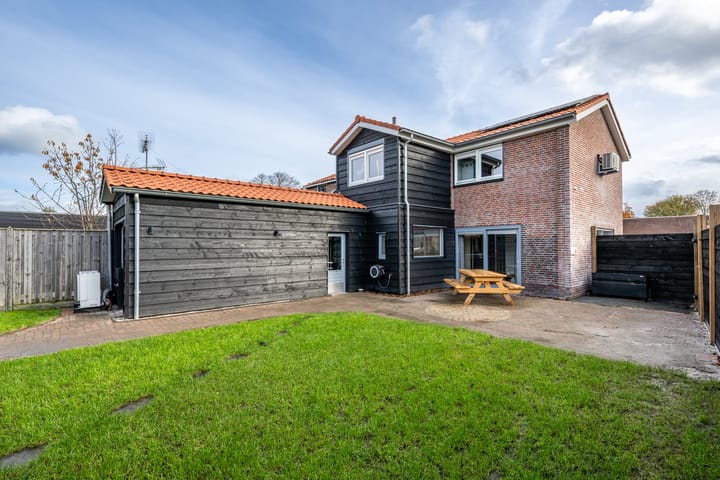 Foto 35 van Kerkstraat 1