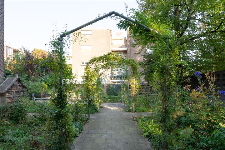 View photo 42 of Johannes Verhulststraat 165-H