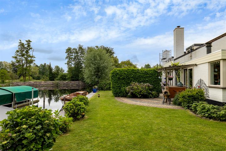 Bekijk foto 40 van Oud-Loosdrechtsedijk 101