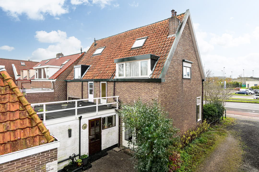 Foto 28 van Mr. P.J. Troelstraweg 156