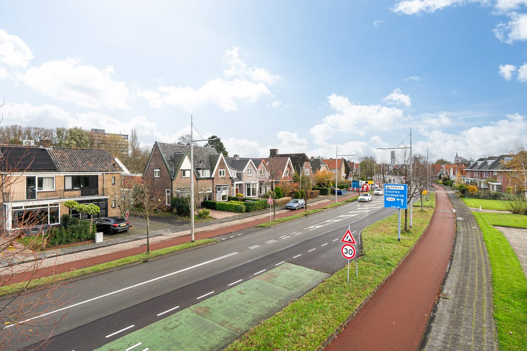 Foto 46 van Mr. P.J. Troelstraweg 156