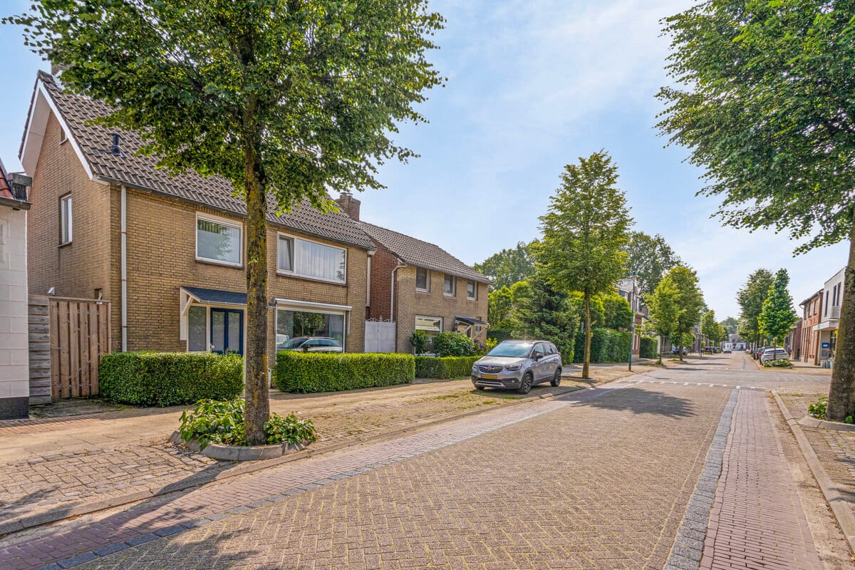 Foto 27 van Stationstraat 39-A