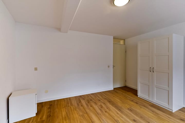 Foto 11 van Sphinxlunet 52-C