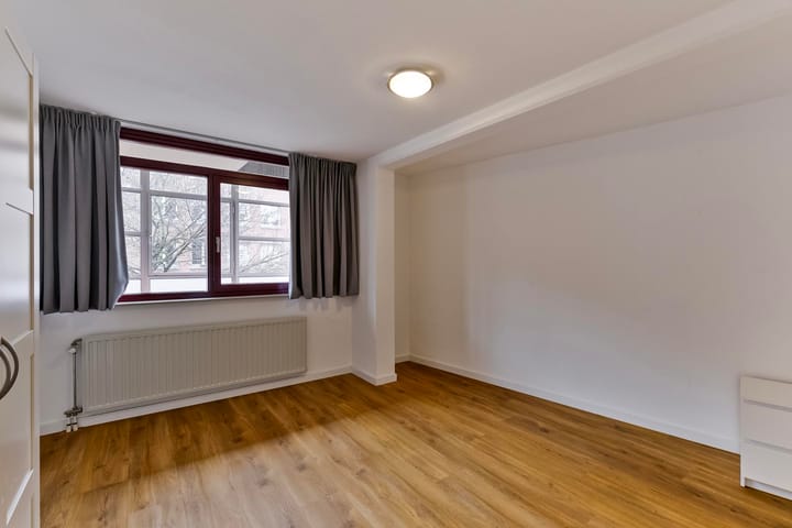 Foto 10 van Sphinxlunet 52-C