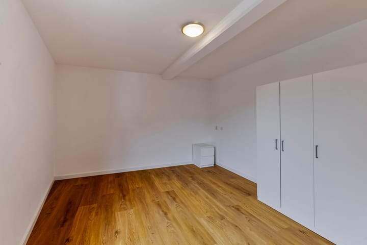 Foto 12 van Sphinxlunet 52-C