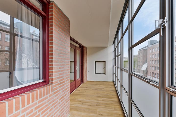 Foto 19 van Sphinxlunet 52-C