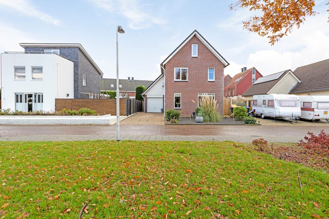 Foto 1 van Smelleken 8