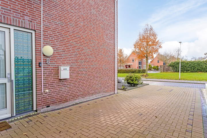 Photo 4 of Smelleken 8