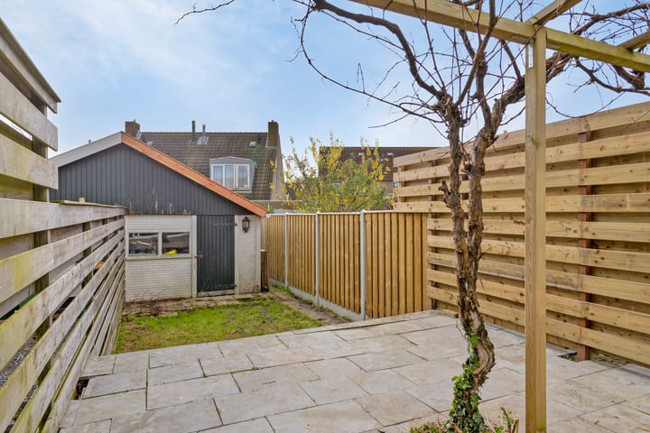 Foto 17 van Dorpsplein 7-B