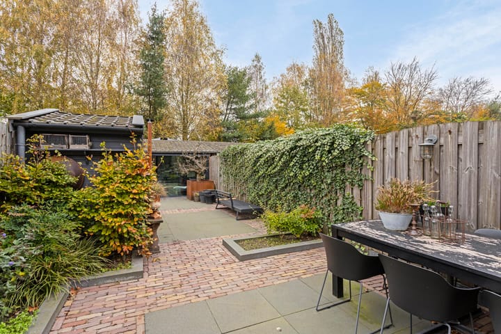 Foto 2 van Eerste Zeine 18