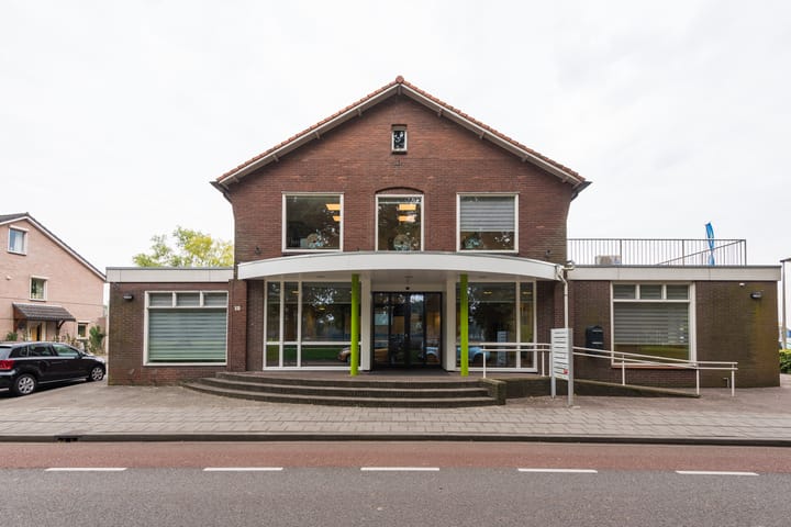 Stationsstraat 12