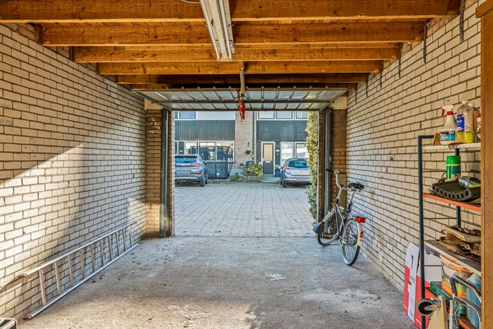 View photo 28 of Meester De Wolfstraat 13