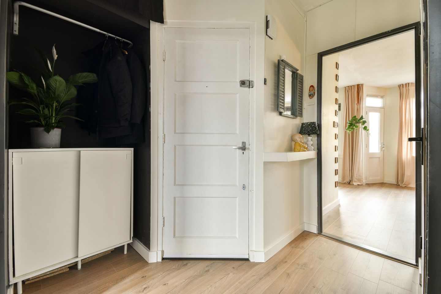 Foto 5 van Trouringhstraat 16-3