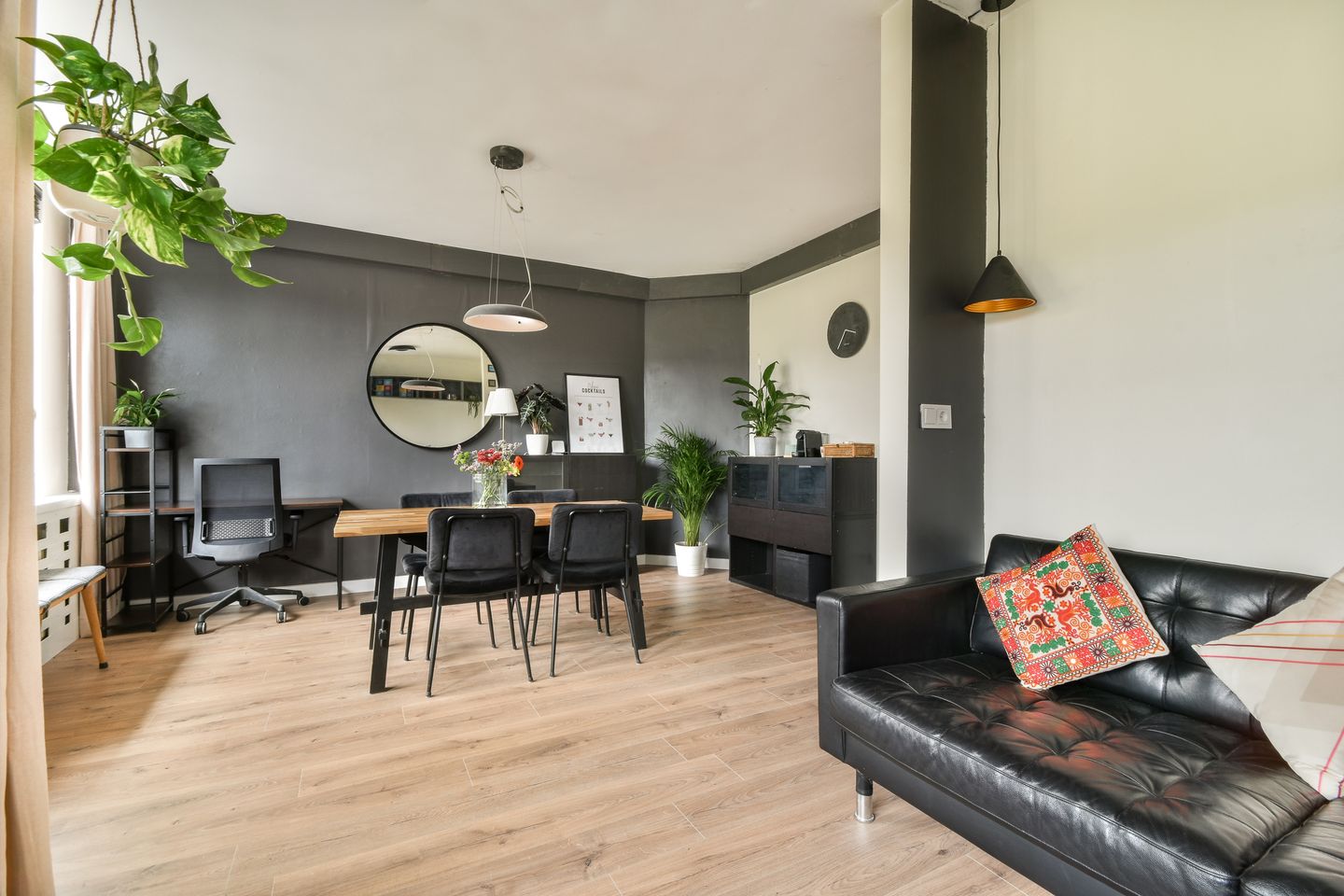 Foto 10 van Trouringhstraat 16-3