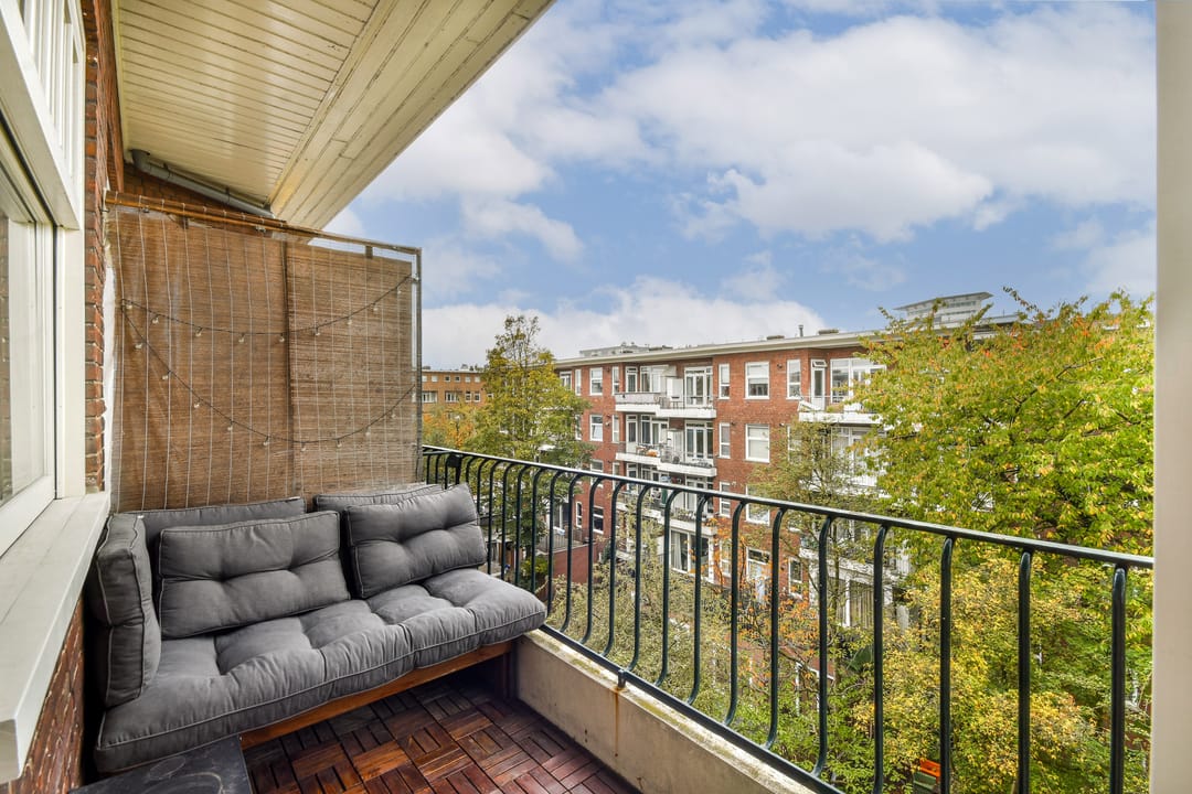 Foto 11 van Trouringhstraat 16-3