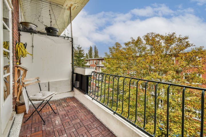 Foto 15 van Trouringhstraat 16-3