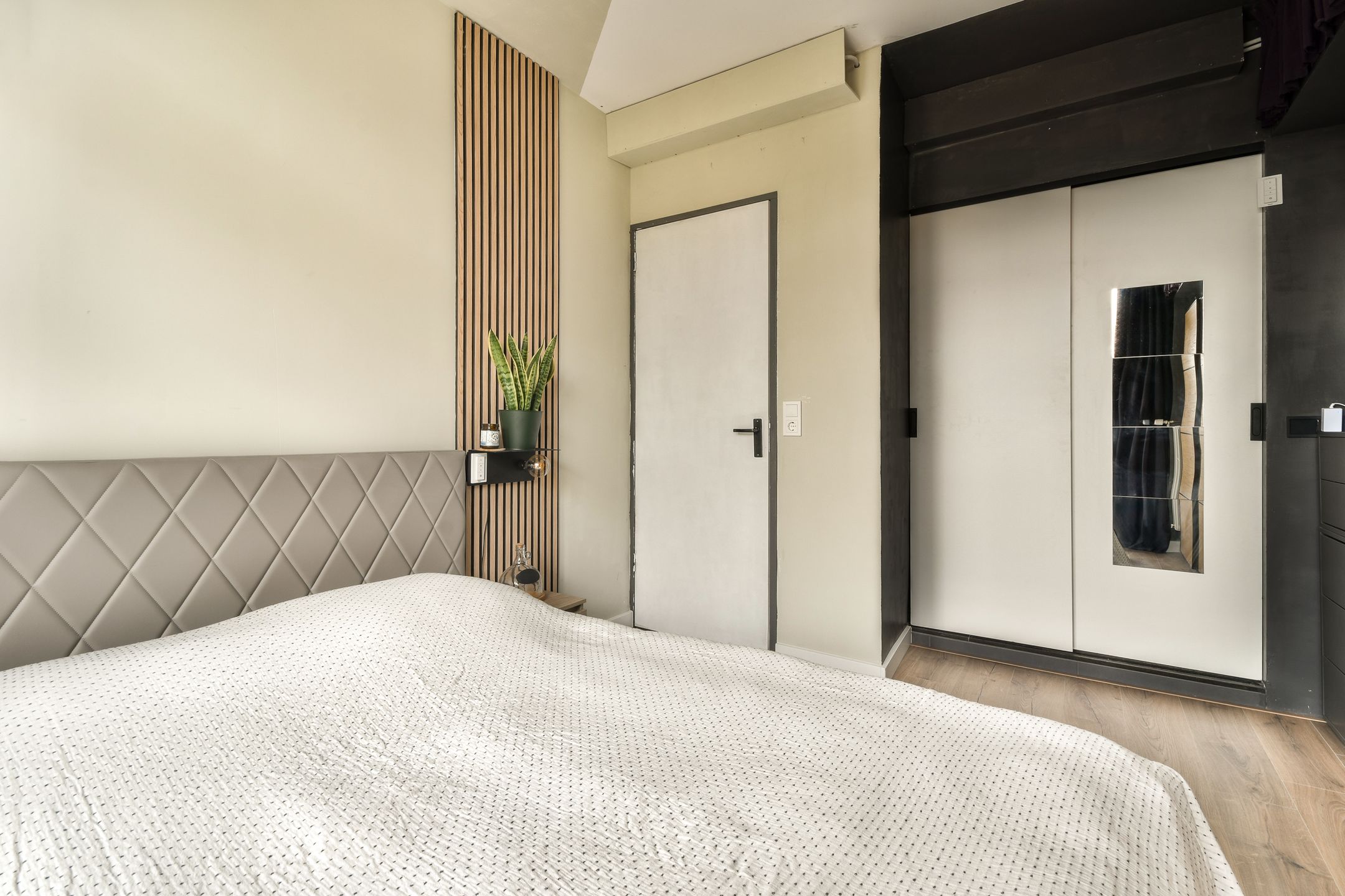 Foto 18 van Trouringhstraat 16-3