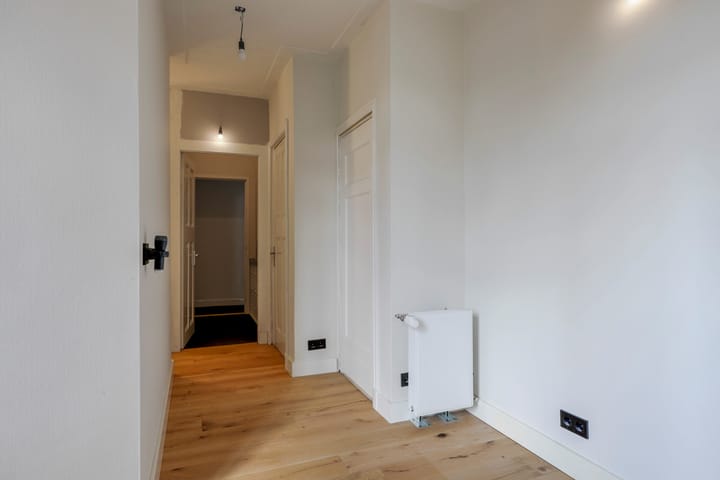 Photo 17 of Van Eckstraat 5