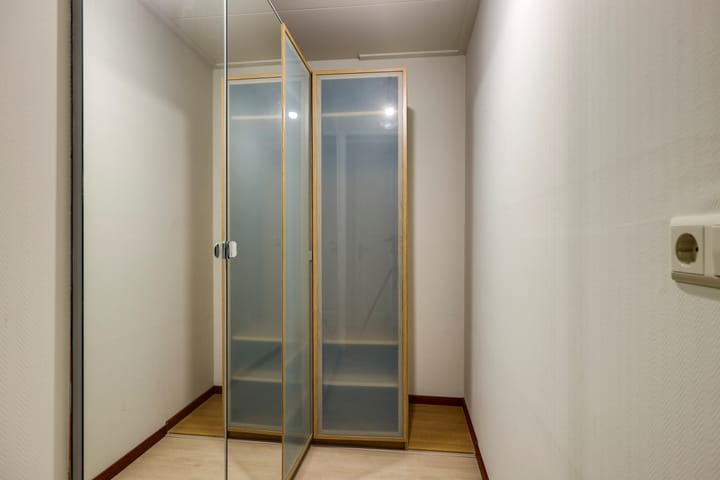 Photo 30 of Van Eckstraat 5