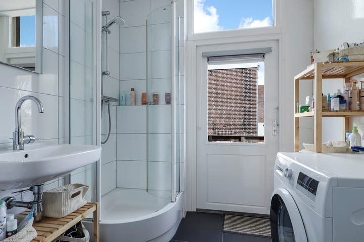 Photo 37 of Van Eckstraat 5