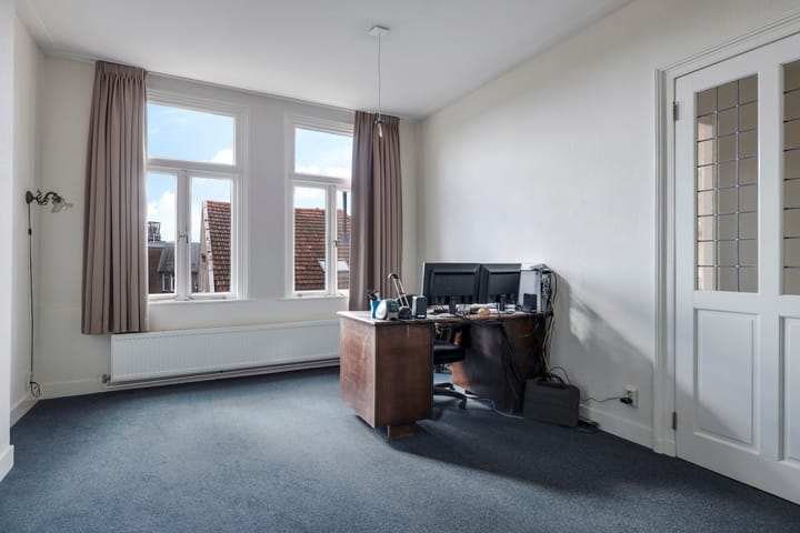 Photo 42 of Van Eckstraat 5