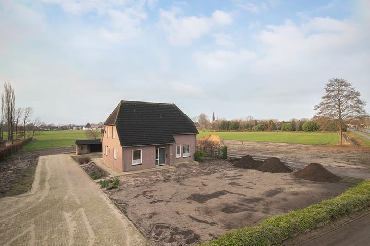 Foto 1 van Oeffeltseweg 2-D