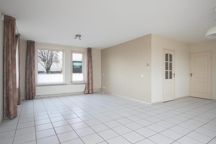 Foto 13 van Oeffeltseweg 2-D