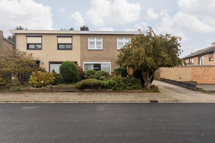 Foto 1 van Pastoor Verbeekstraat 3