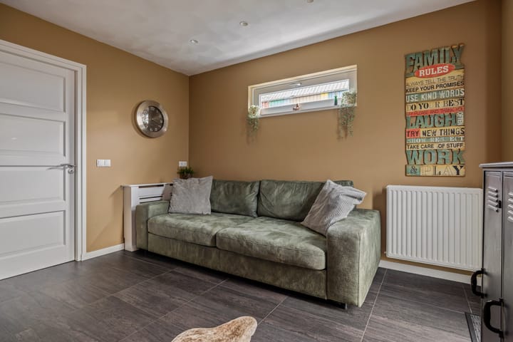 Foto 24 van Leuskenhei 2